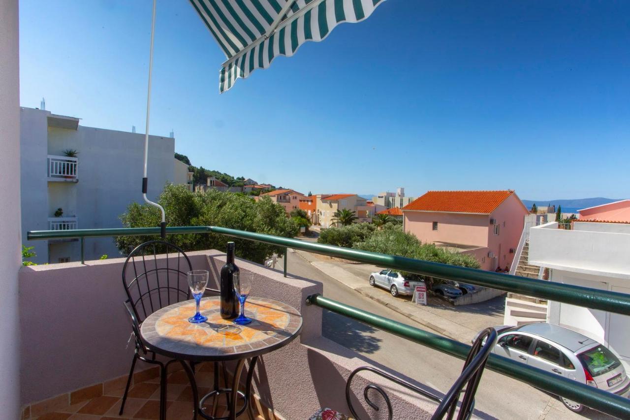 Apartments Loncar Tucepi Exterior photo